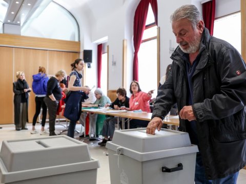 Macarıstanda parlament seçkilərində səsvermə başa çatıb