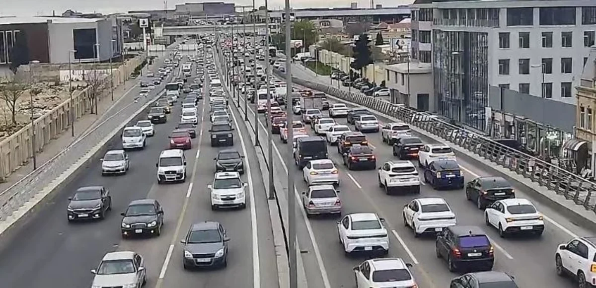 Hazırda tıxac olan yolların SİYAHISI