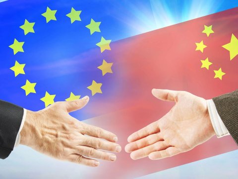 Avropa Amerikanı Çinə dəyişir, yeni dünyada yeni mərkəzlər yaranır