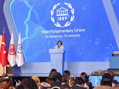 Müharibələrin ən ağır yükünü qadınlar və qızlar daşıyır - spiker