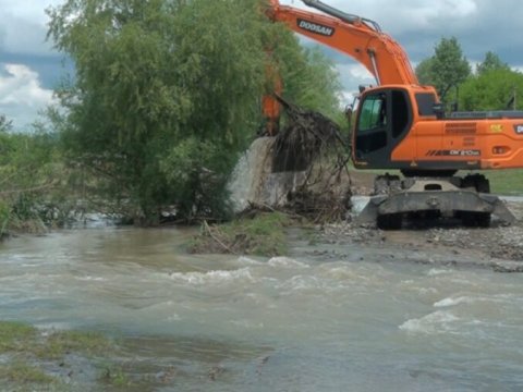 Kürdə riskli vəziyyət - Suyun səviyyəsi artdı, stansiyalar dayandırıldı