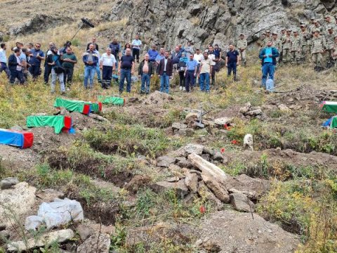 Başlıbeldən olan jurnalist&nbsp;telekanallara çağırış etdi