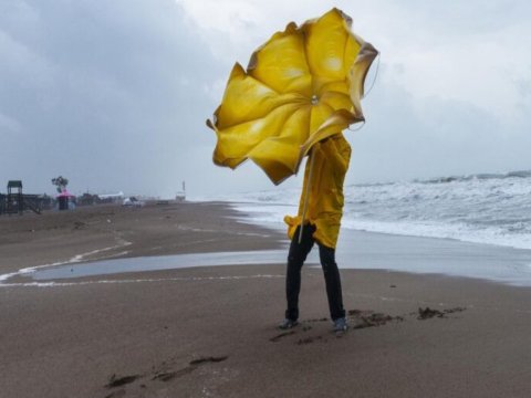 Küləkli hava ilə bağlı sarı və narıncı xəbərdarlıq