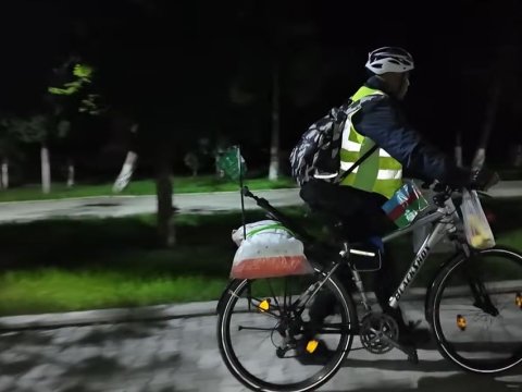 Bakıdan Məkkəyə velosipedlə gedir&nbsp;- VİDEO