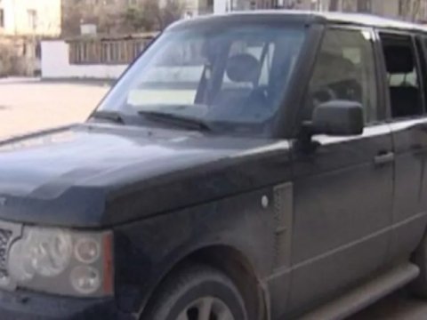 Oğurladığı&nbsp;&ldquo;Range Rover&rdquo;lə uzağa gedə bilmədi, saxlanıldı