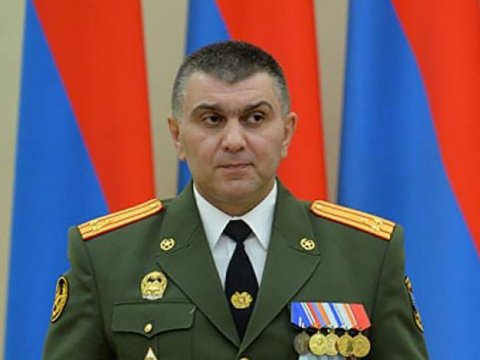 General axtarışa verildi