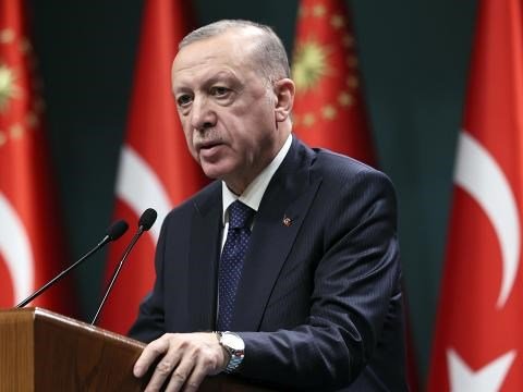 Ərdoğan sosial şəbəkələri &ldquo;kanalizasiya&rdquo; adlandırdı