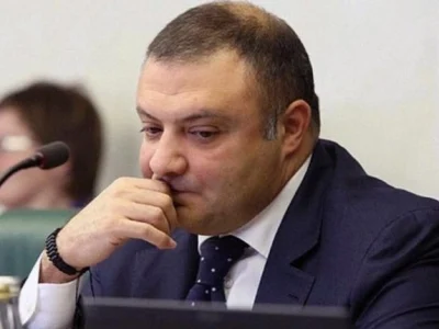 Bakılı deputat barəsində həbs qərarı verildi