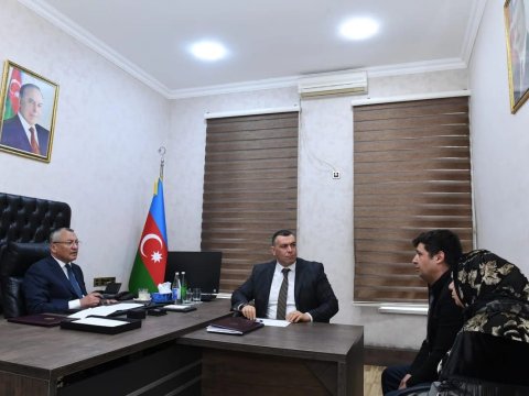 Rövşən Rzayev vətəndaş qəbulu keçirdi - FOTO
