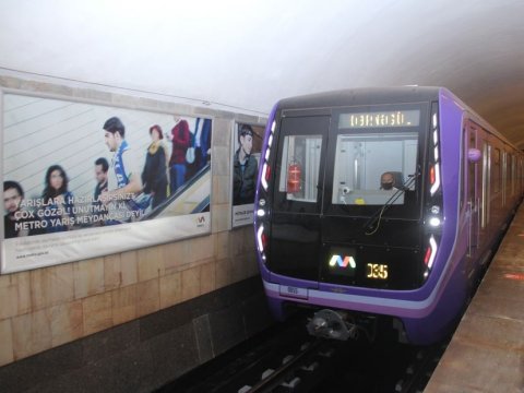 Metroda qatarların qrafiki DƏYİŞDİ