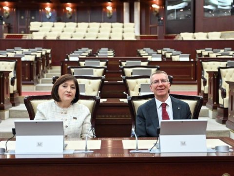 Latviya Prezidenti Milli Məclisdə olub