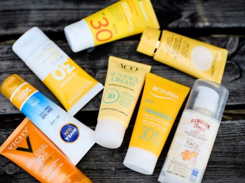 Makiyaj dərini günəşdən qorumur