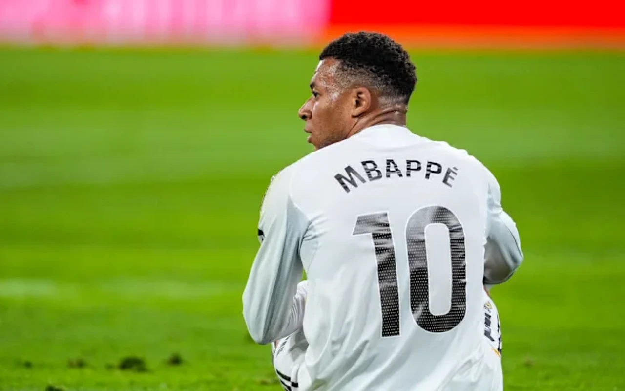 Mbappe zədələndi
