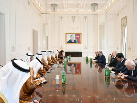 İlham Əliyev BƏƏ-nin nümayəndə heyətini qəbul edib