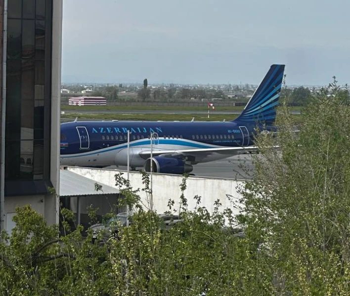 Azərbaycanın rəsmi nümayəndə heyəti İrəvana gedib