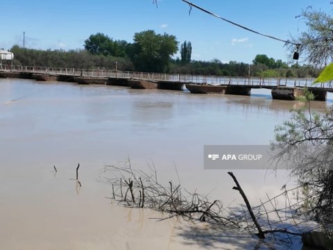 Kürdə su&nbsp;artdı, körpü sıradan çıxdı