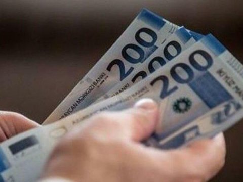 Azərbaycanda maaşlar saathesabı veriləcək