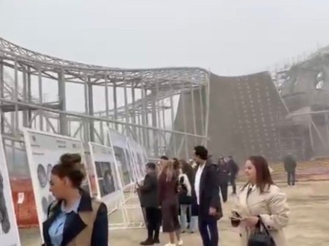Diplomatlar Şuşada&nbsp;yeni məscidlə tanış oldu&nbsp;- VİDEO