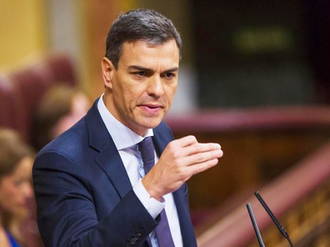 Самолет Санчеса, направлявшийся в Ереван, совершил вынужденную посадку в Анкаре
