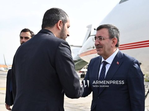 Turkey's second person was greeted in Yerevan like this - PHOTO