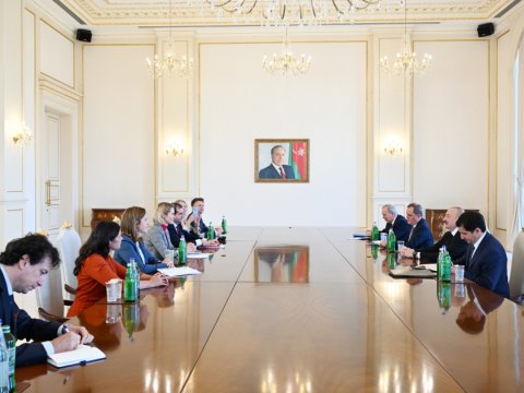 Prezident Kallasın başçılıq etdiyi nümayəndə heyətini qəbul etdi