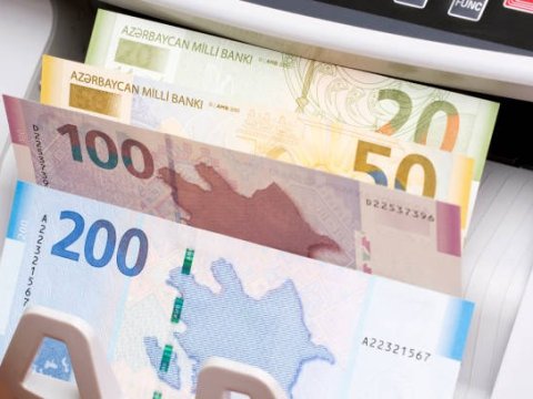 500 manatlıq əskinaslar dövriyyəyə buraxılacaq? - RƏSMİ