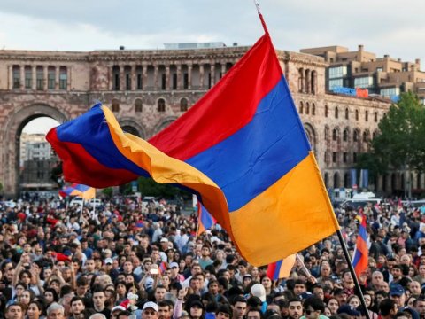 Ermənistanda seçki kampaniyası başlandı