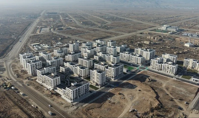 Köç karvanı Ağdam şəhərinə çatıb