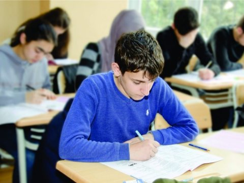 Buraxılış imtahanlarının nəticələri açıqlandı&nbsp;