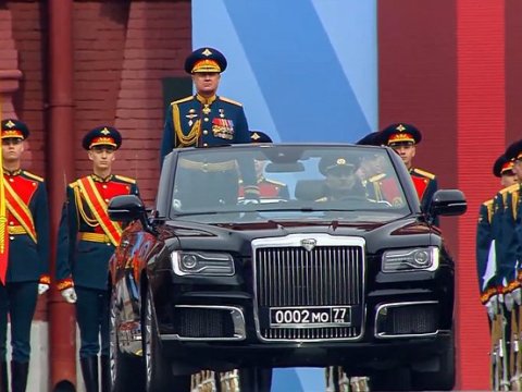 Moskvada parad keçirilib&nbsp;- Putin sükut elan etdi