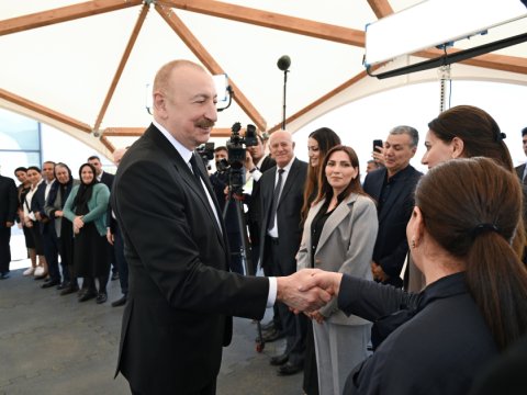 Şükürbəylidə&nbsp;Prezidentlə maraqlı söhbət: köçmək istəyənlər çoxdur - FOTOLAR