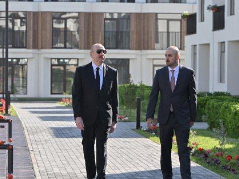 Prezident Zəngilanın ilk yaşayış kompleksində - FOTOLAR