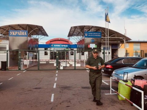 Ukrayna ilə bütün sərhədləri bağladı