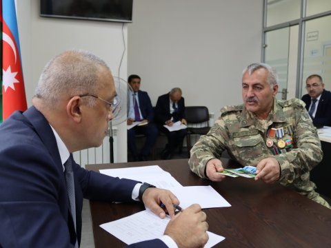 Zaur Mikayılov Naftalanda vətəndaşları qəbul etdi