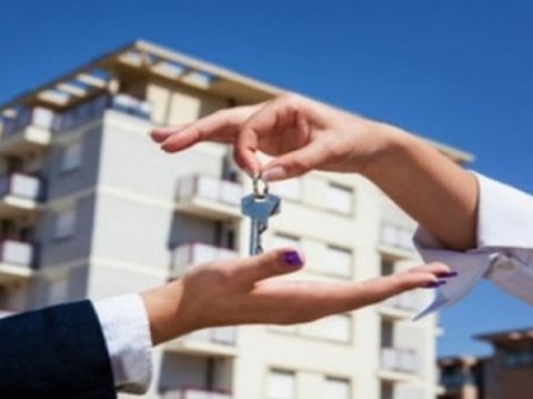 Dövlətin kirayəyə verdiyi mənzillərin sayı 9 500-ü ötüb