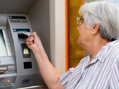 Pensiyalarla bağlı QƏRAR verildi