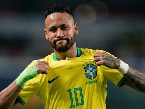Neymar injured
