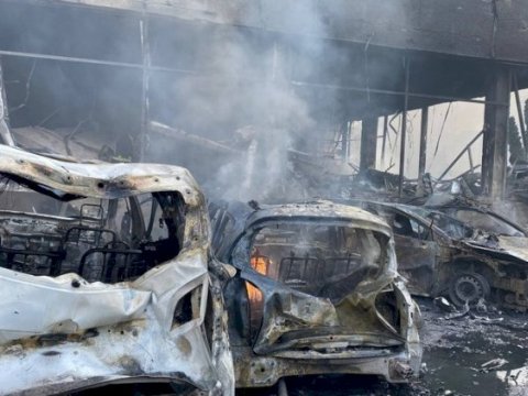 Rusiya Kiyevi raket atəşinə tutdu - 21 yaralı