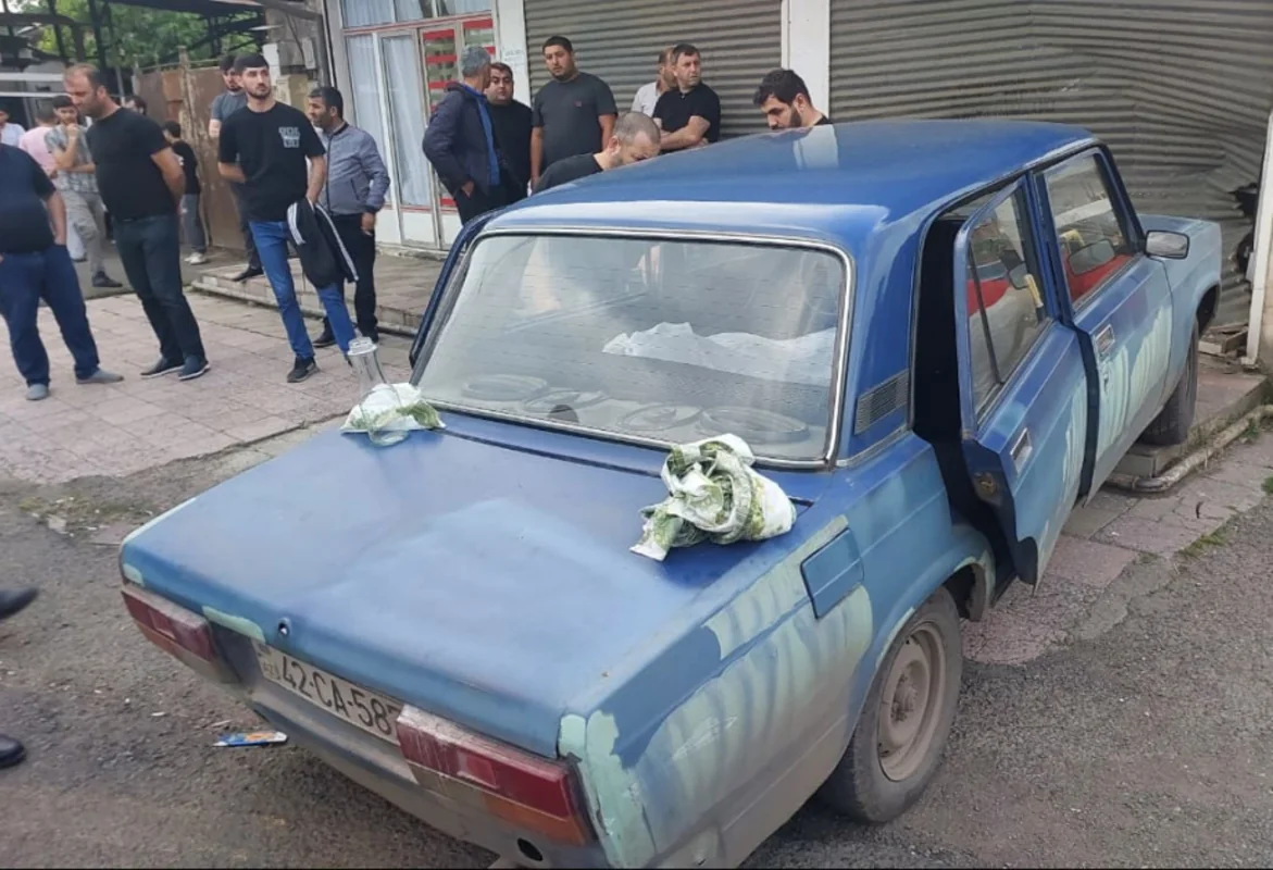 Lənkəranda sürücü sükan arxasında öldü