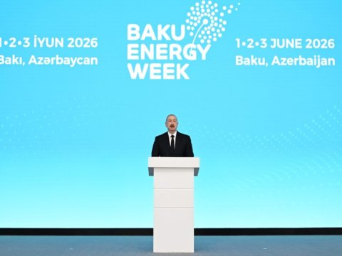 Prezident Bakıda keçirilən forumda çıxış edib - FOTO