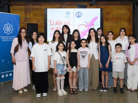 Nazirlik şəhid ailələrinin əl işlərinin V sərgi-satış yarmarkası keçirilib - FOTO