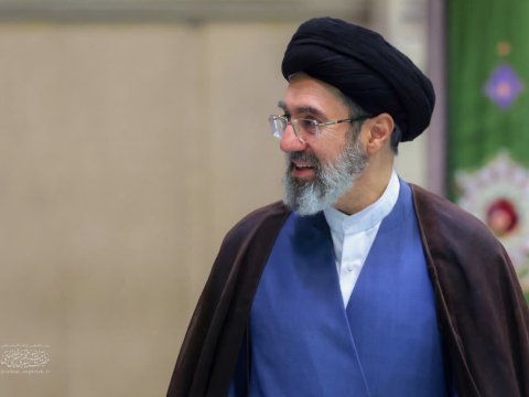 Khamenei pardoned 2,000 prisoners