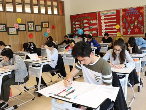 Lisey və gimnaziyalara qəbul başlayır