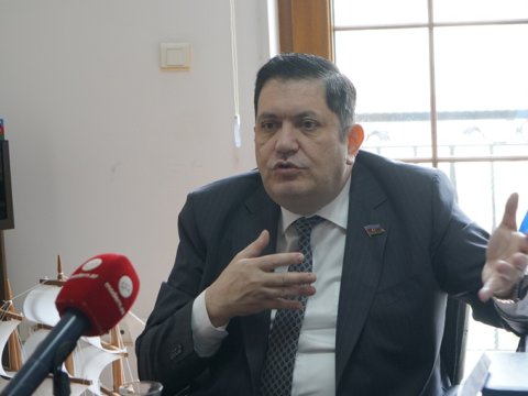 Baytar hüquqşünasdan daha çox qazanacağını anlamalıdır - DEPUTAT