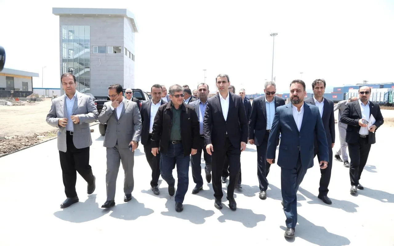 Azərbaycanla İranın dəmir yolu rəsmiləri Astara Terminalında - FOTOLAR