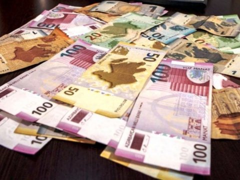 Minə yaxın saxta pul dövriyyədən çıxarılıb