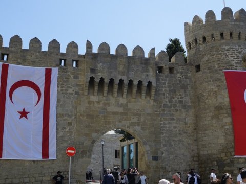 İçərişəhərdə Şimali Kıbrıs&nbsp;Günü: musiqi, rəqs və mədəniyyət bir arada &ndash; REPORTAJ&nbsp;