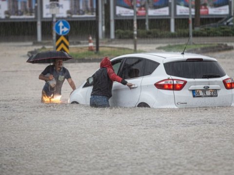 Ankara&nbsp;sular altında