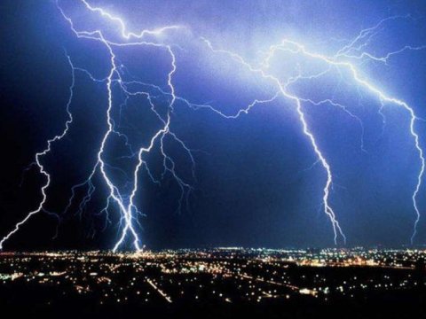 Bakıda&nbsp;intensiv yağış yağacaq, şimşək çaxacaq