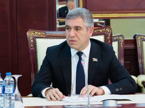 Kraudfandinq operatorları üçün ali təhsil tələbi ləğv edilməlidir - Vüqar Bayramov